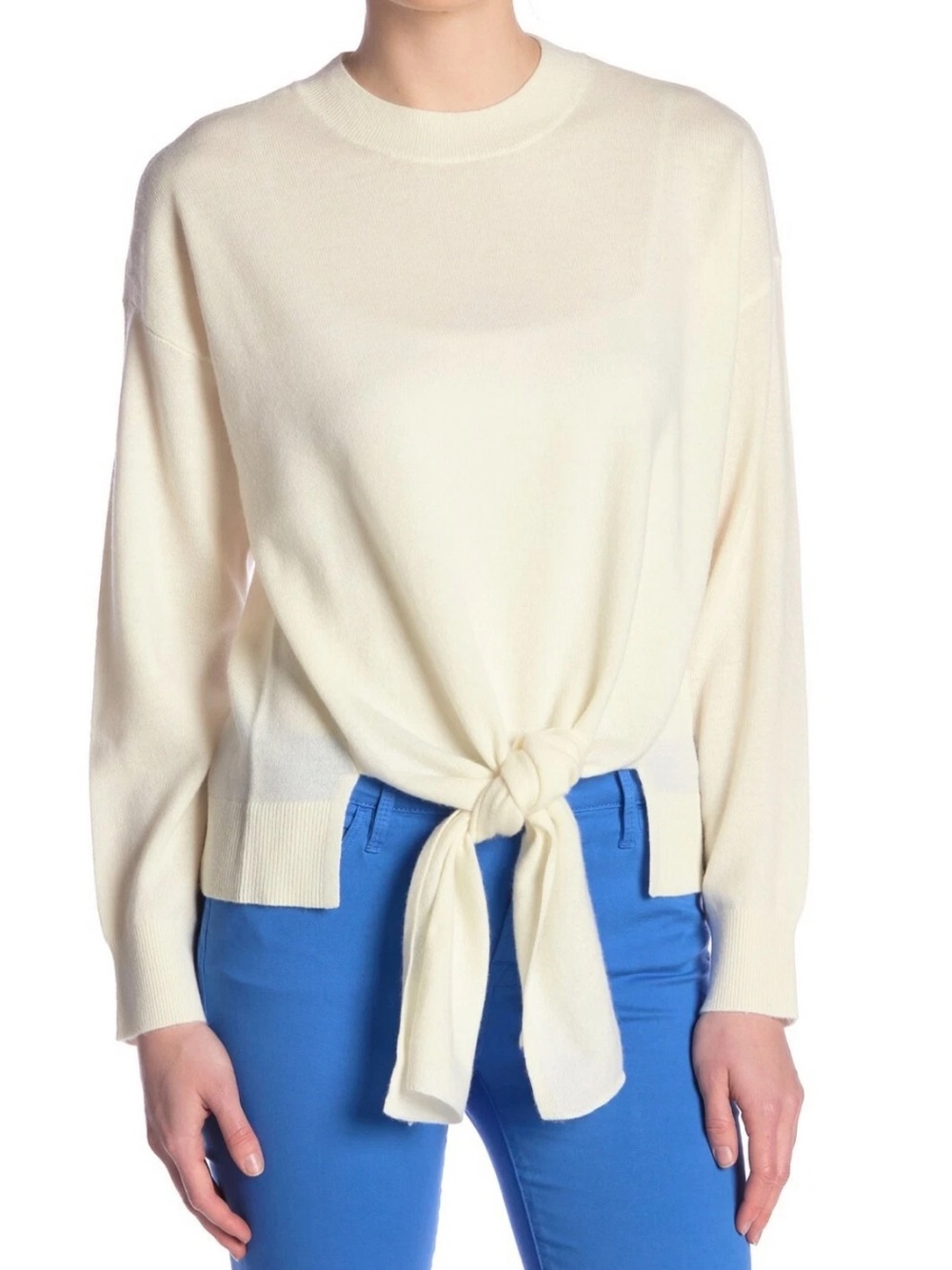 FRAME Twist Front Wool/Cashmere Blend Sweater in Off White